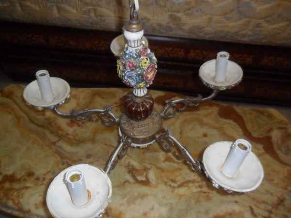 Antiquités et Collections التحف والأثار